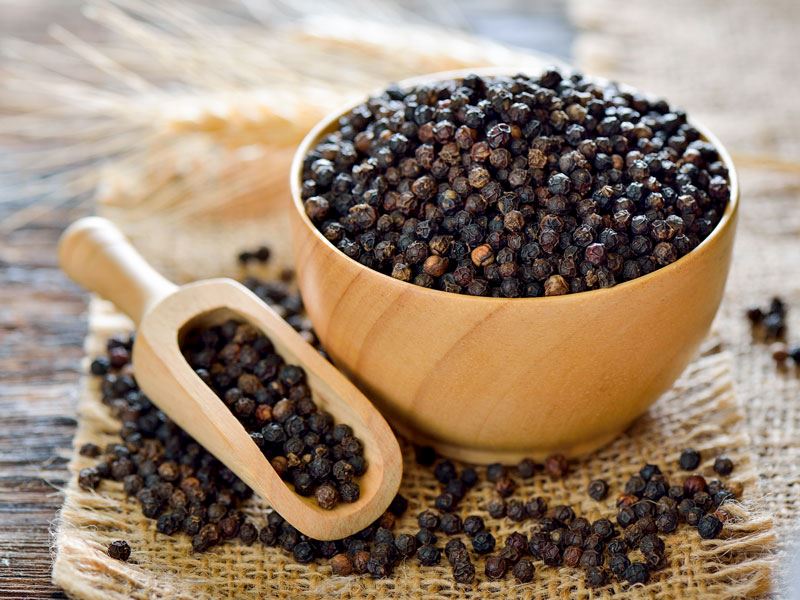 KARABİBER TANE 150 GR